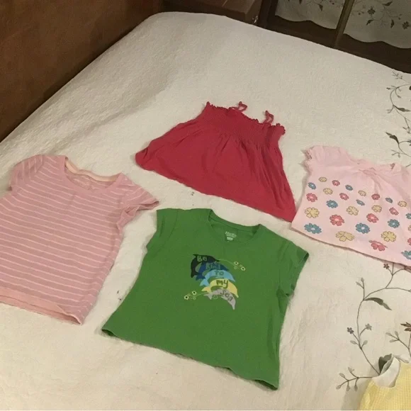 Bundle of (12) Girls 6X Warm Weather Tops - Picture 3 of 9